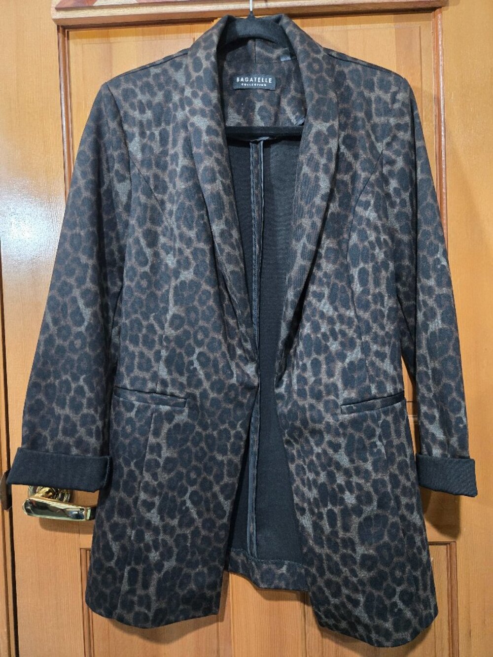 Bagatelle Collection Open-Front Leopard Print Blazer